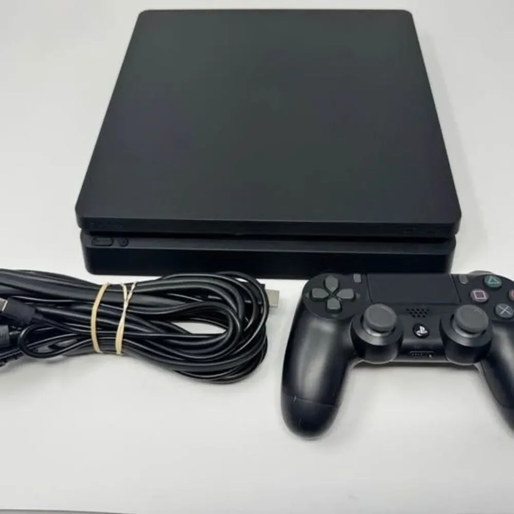 PS4 slim 1 tb working and complete